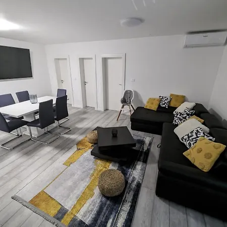 Apartment Perleta Luxury Sea View #1